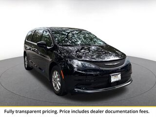 2024 Chrysler Voyager LX