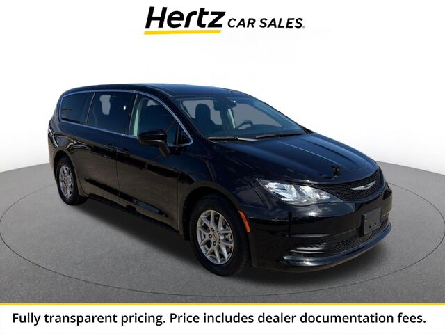 2024 Chrysler Voyager LX