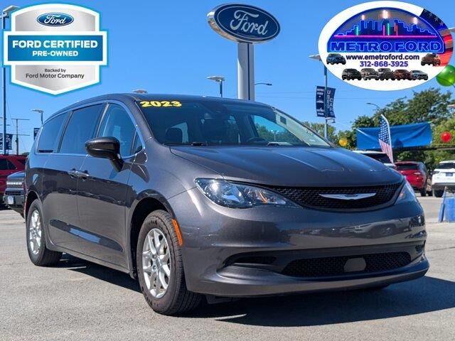 2023 Chrysler Voyager LX — photo 1 of 13