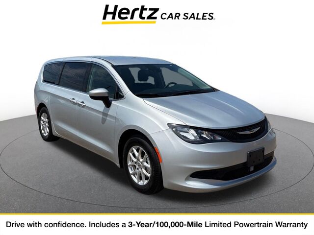 2023 Chrysler Voyager LX
