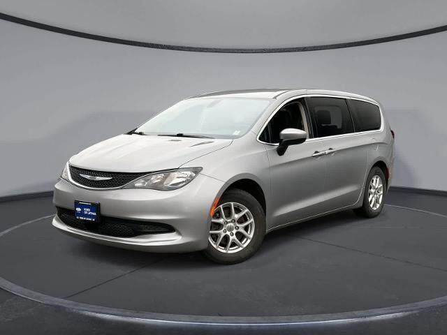 2021 Chrysler Voyager LX