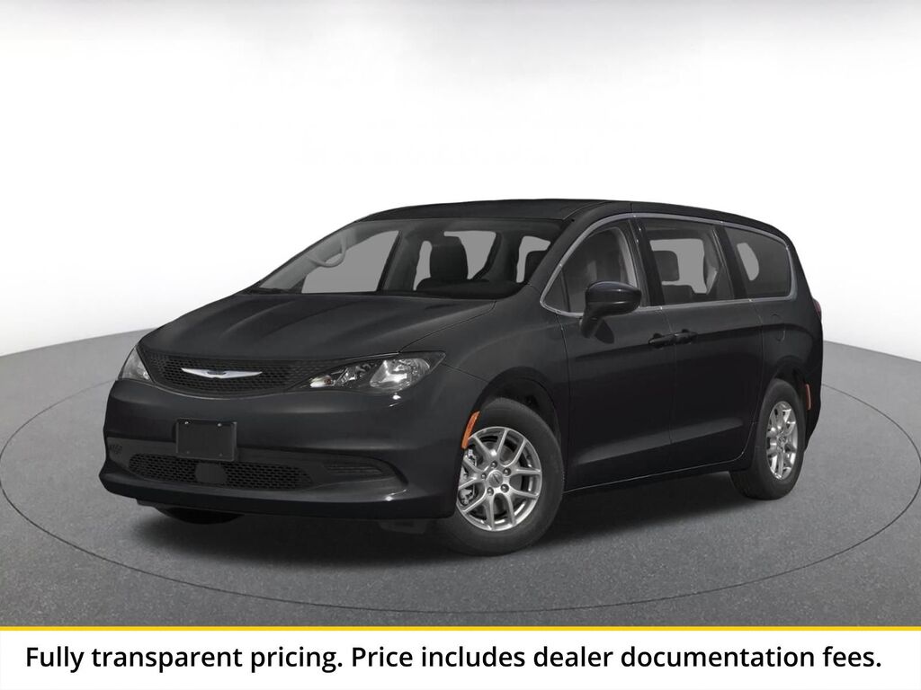 2024 Chrysler Voyager LX — photo 1 of 3