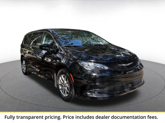 2024 Chrysler Voyager LX