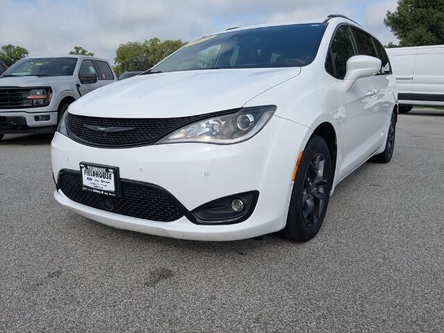 2020 Chrysler Pacifica Touring L Plus