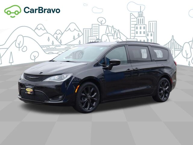 2020 Chrysler Pacifica Touring L Plus