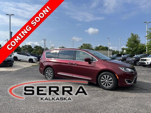 2019 Chrysler Pacifica Touring L Plus