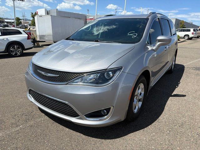 2017 Chrysler Pacifica Touring L Plus
