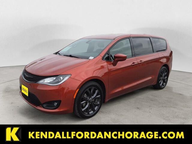 2018 Chrysler Pacifica Touring Plus
