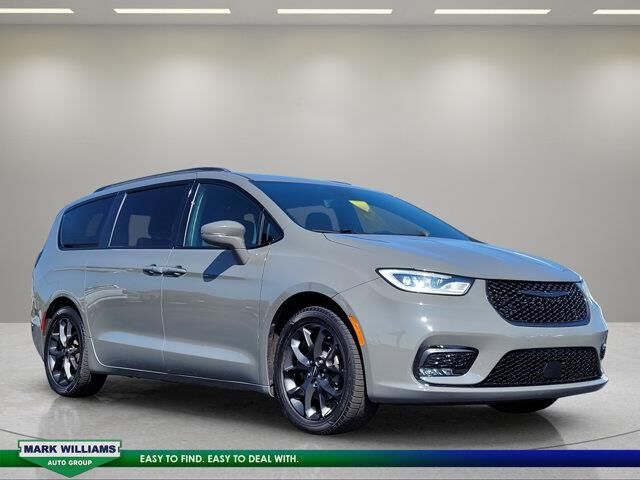 2021 Chrysler Pacifica Touring