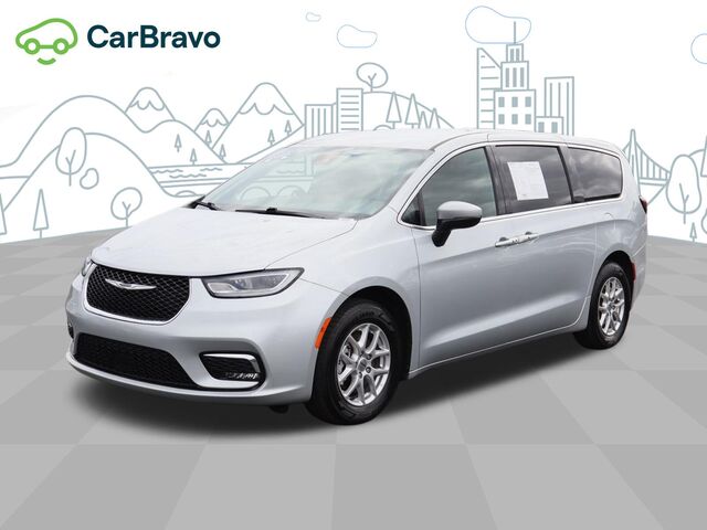 2023 Chrysler Pacifica Touring