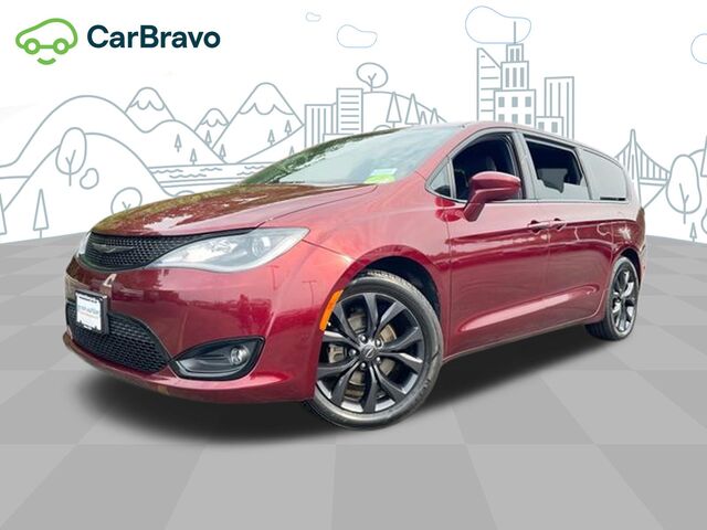 2018 Chrysler Pacifica Touring Plus