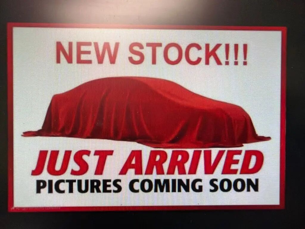 2023 Chrysler Pacifica Limited — photo 1 of 13