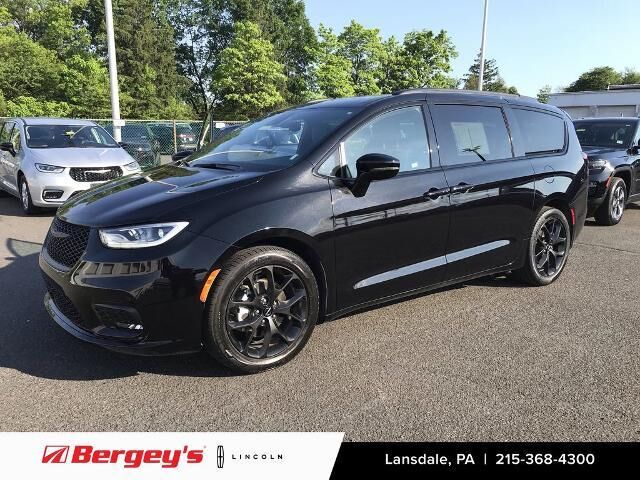 2025 Chrysler Pacifica Limited