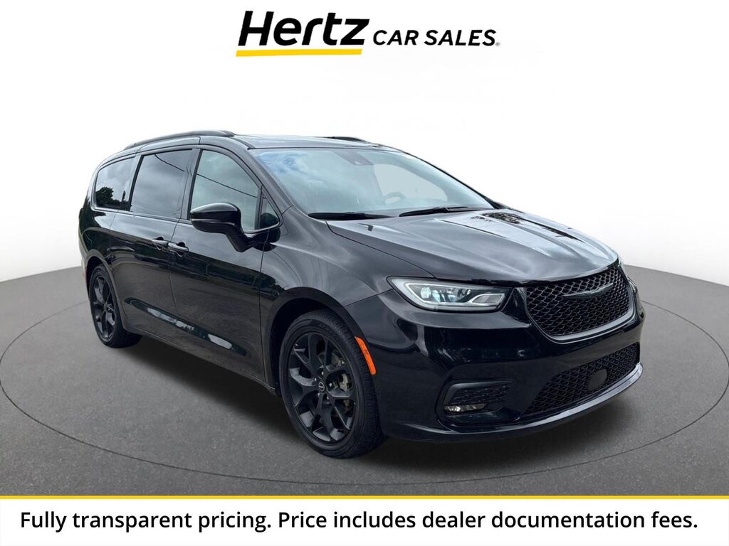 2025 Chrysler Pacifica Limited — photo 1 of 1