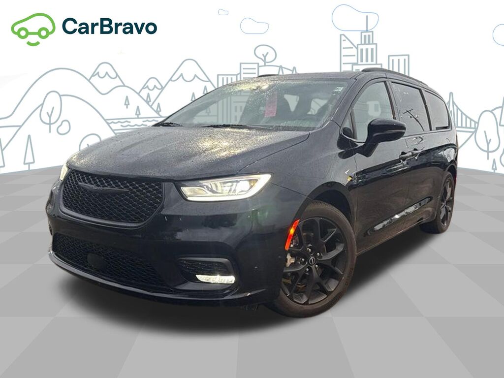 2025 Chrysler Pacifica Limited — photo 1 of 6