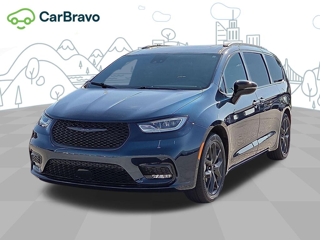 2025 Chrysler Pacifica Limited — photo 1 of 6