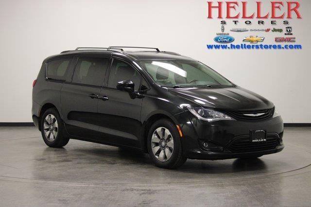 2018 Chrysler Pacifica Hybrid Touring L