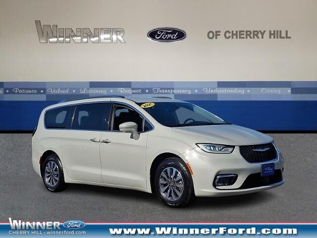 2021 Chrysler Pacifica Hybrid Touring L
