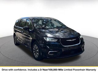 2022 Chrysler Pacifica Hybrid Touring L