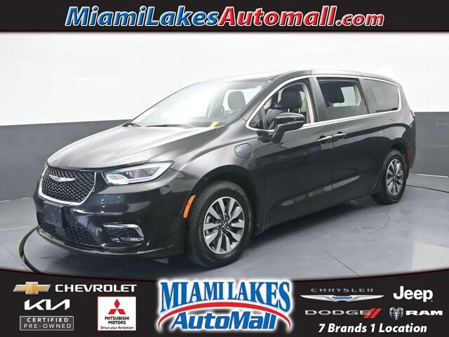 2023 Chrysler Pacifica Plug-In Hybrid Touring L