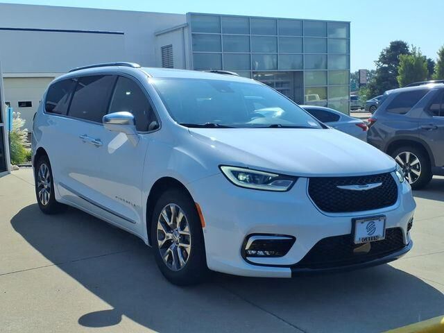 2022 Chrysler Pacifica Hybrid Pinnacle