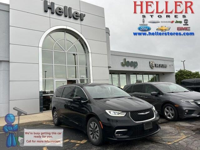 2024 Chrysler Pacifica Plug-In Hybrid Select