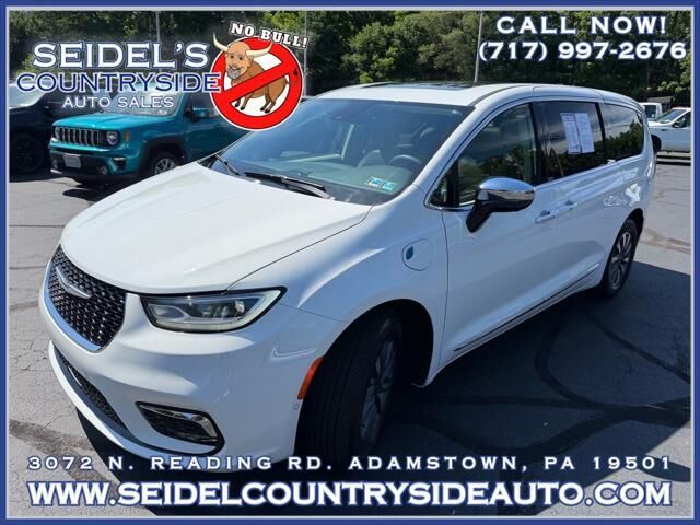 2023 Chrysler Pacifica Plug-In Hybrid Limited