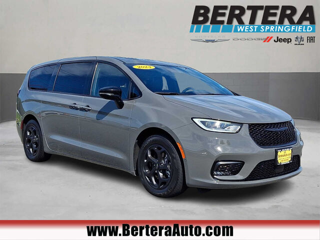 2023 Chrysler Pacifica Hybrid Limited