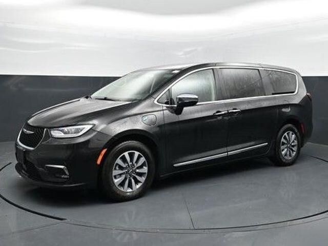 2023 Chrysler Pacifica Plug-In Hybrid Limited