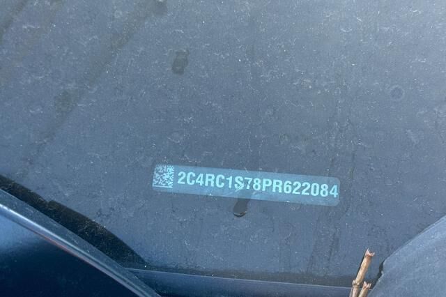 2023 Chrysler Pacifica Plug-In Hybrid Limited