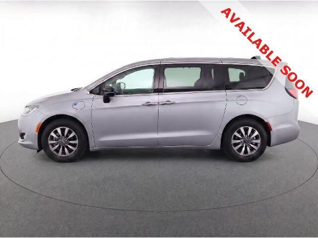 2024 Chrysler Pacifica Plug-In Hybrid Select