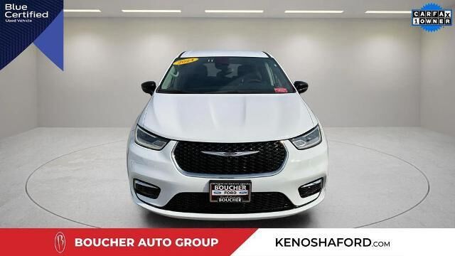 2024 Chrysler Pacifica Plug-In Hybrid Select