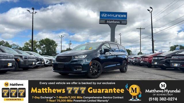 2023 Chrysler Pacifica Touring L