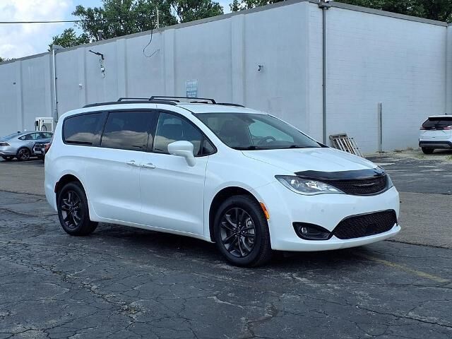 2020 Chrysler Pacifica Launch Edition