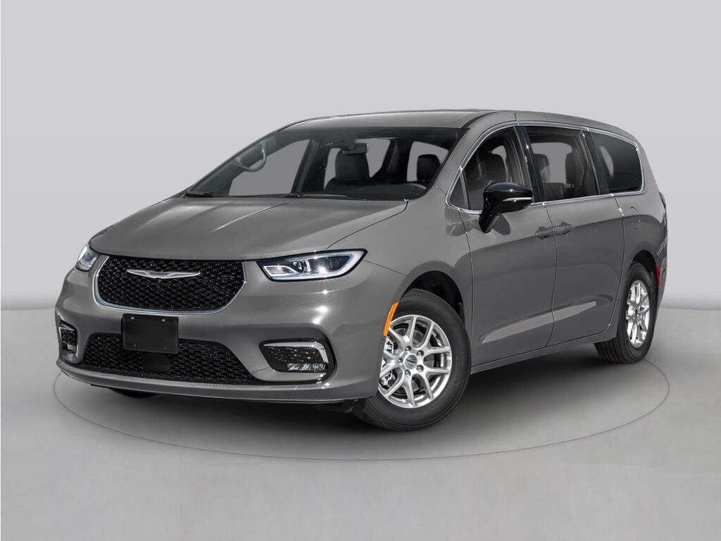 2025 Chrysler Pacifica Pinnacle — photo 1 of 11