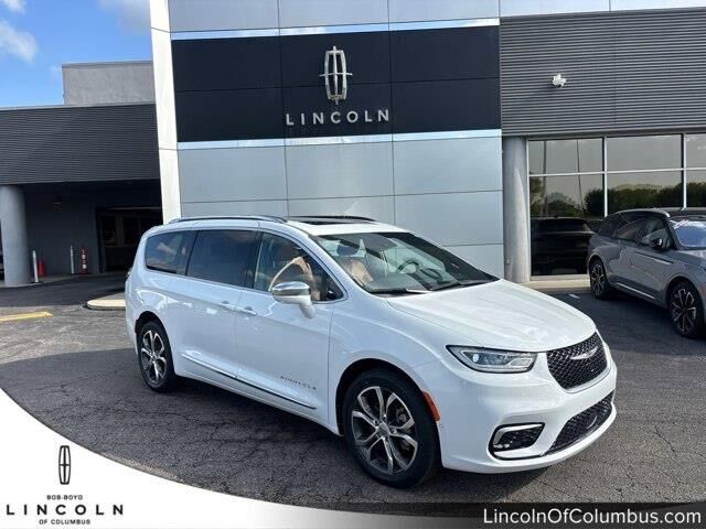 2024 Chrysler Pacifica Pinnacle