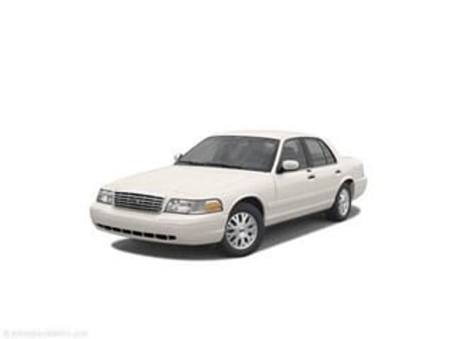 2004 Ford Crown Victoria LX