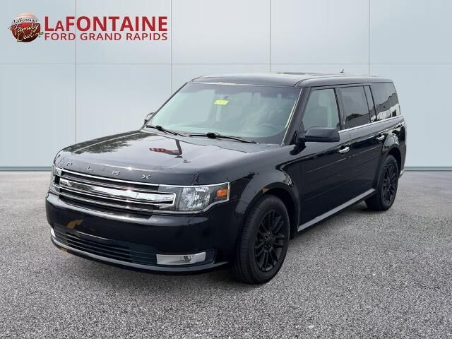 2019 Ford Flex SEL — photo 1 of 13