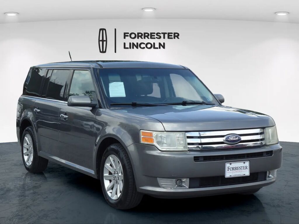 2010 Ford Flex SEL — photo 1 of 13
