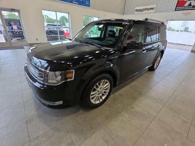 2018 Ford Flex SEL — photo 1 of 13