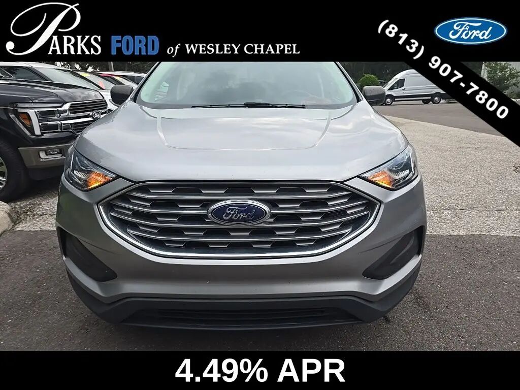 2021 Ford Edge SE — photo 1 of 11