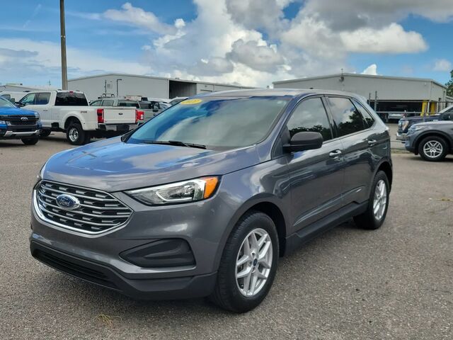 2021 Ford Edge SE