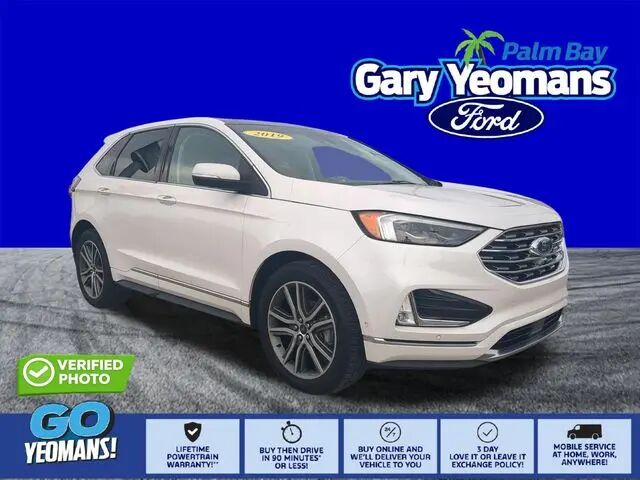 2019 Ford Edge Titanium — photo 1 of 2