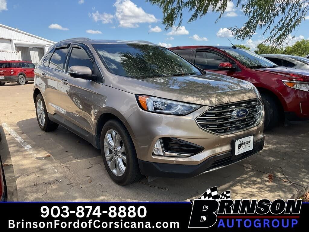 2020 Ford Edge Titanium — photo 1 of 1