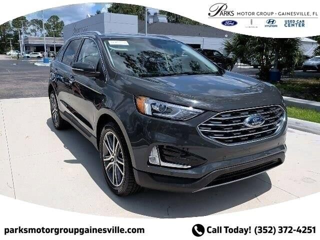 2021 Ford Edge Titanium — photo 1 of 13