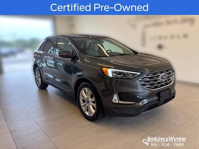 2020 Ford Edge Titanium