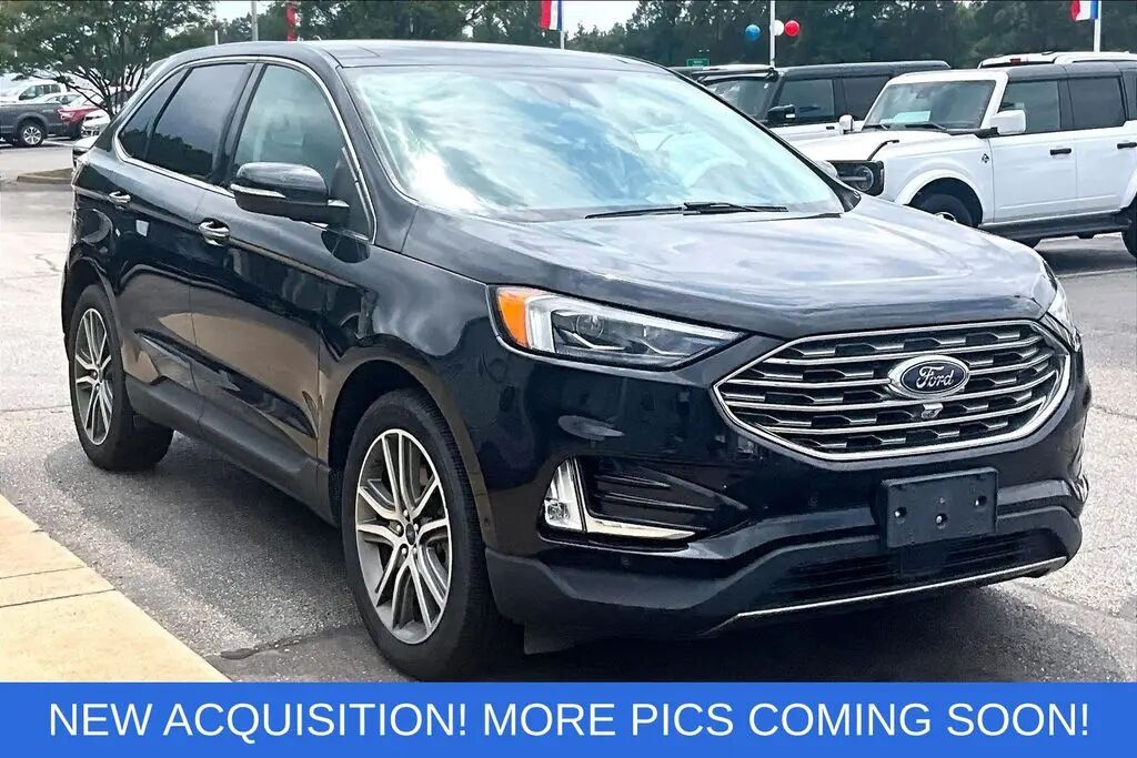 2021 Ford Edge Titanium — photo 1 of 7