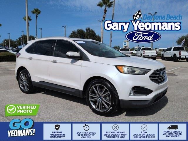 2019 Ford Edge Titanium — photo 1 of 13