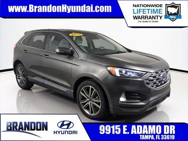 2019 Ford Edge Titanium — photo 1 of 13