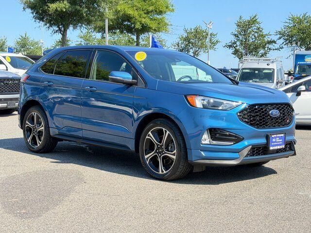 2019 Ford Edge ST